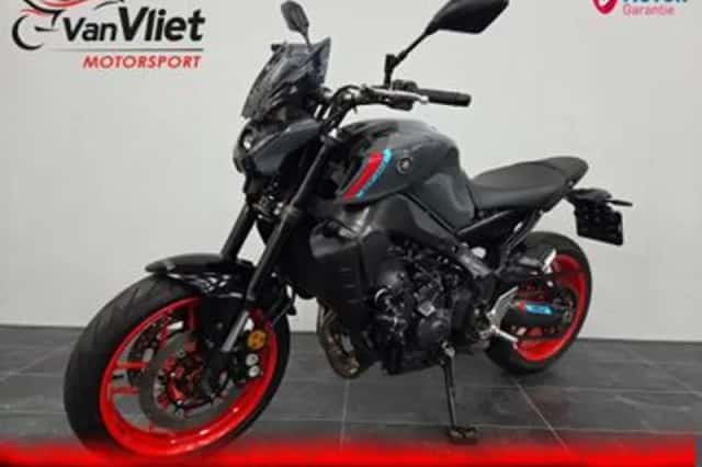 Yamaha MT-09 (2021) thumbnail 2