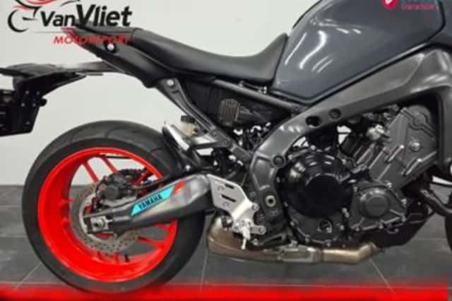 Yamaha MT-09 (2021) thumbnail 4