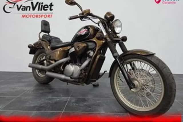 Honda VT 600C Shadow (1993) thumbnail 1