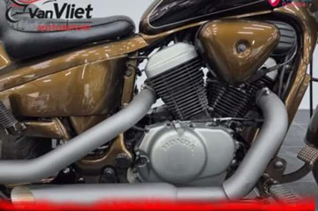 Honda VT 600C Shadow (1993) thumbnail 6