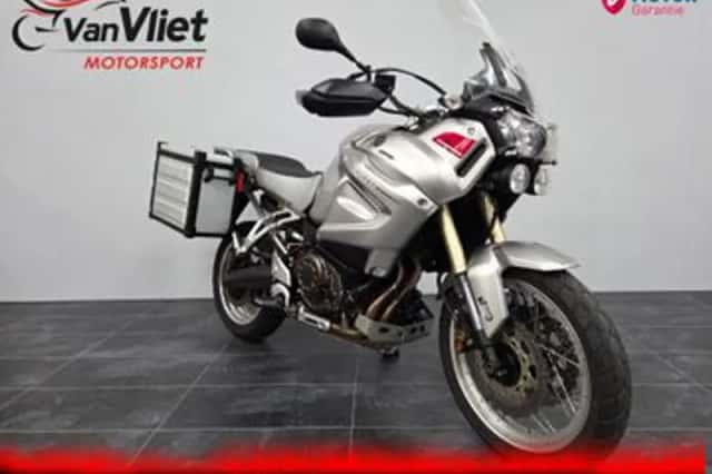 Yamaha XT 1200 Z Super Tenere (2010) thumbnail 1