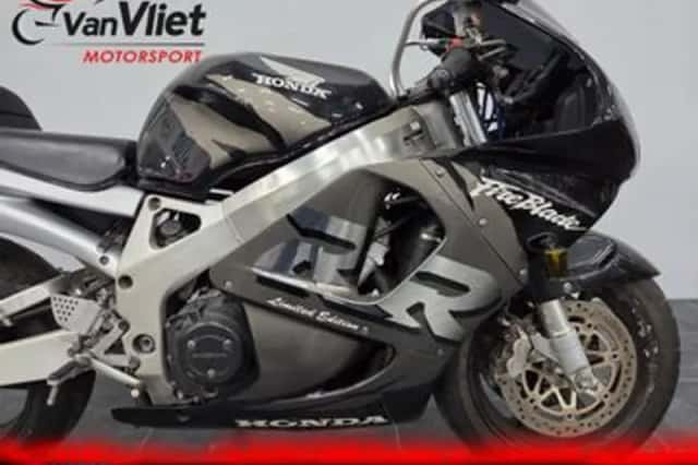 Honda CBR 900 RR Fireblade (1999) thumbnail 3