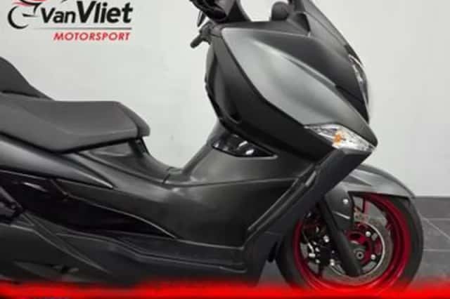 Suzuki AN 400 Burgman (2018) thumbnail 3
