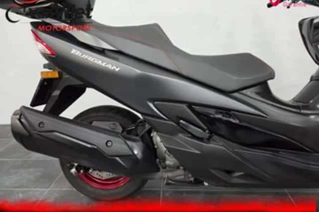 Suzuki Burgman 400 (2018) thumbnail 4