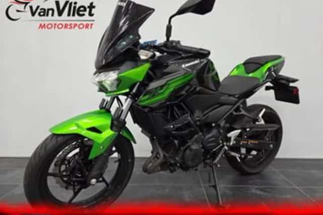 Kawasaki Z400 (2020) thumbnail 2