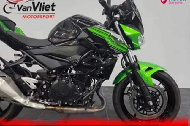 Kawasaki Z400 (2020) thumbnail 3