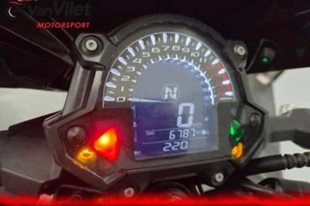 Kawasaki Z400 (2020) thumbnail 3