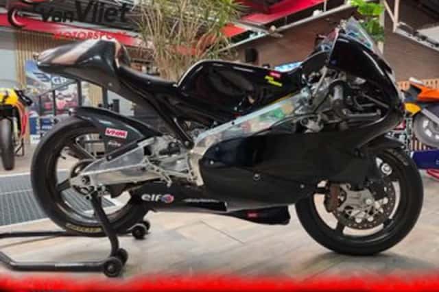 Aprilia RS 125 (2002) thumbnail 1