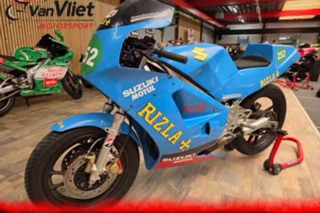 Suzuki RG 250 (1987) thumbnail 6