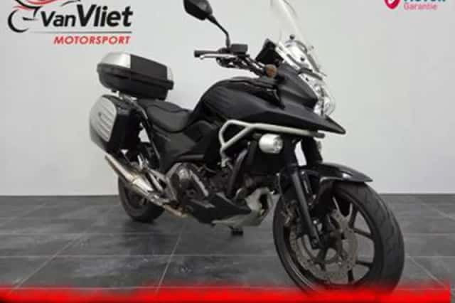 Honda NC750X (2014) thumbnail 1