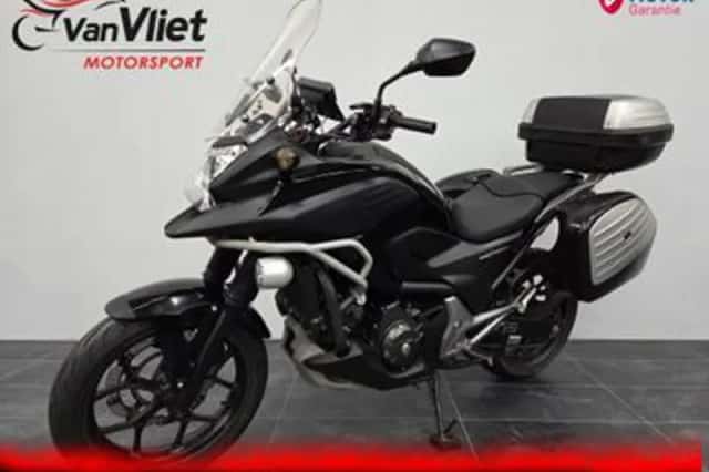 Honda NC750X (2014) thumbnail 2