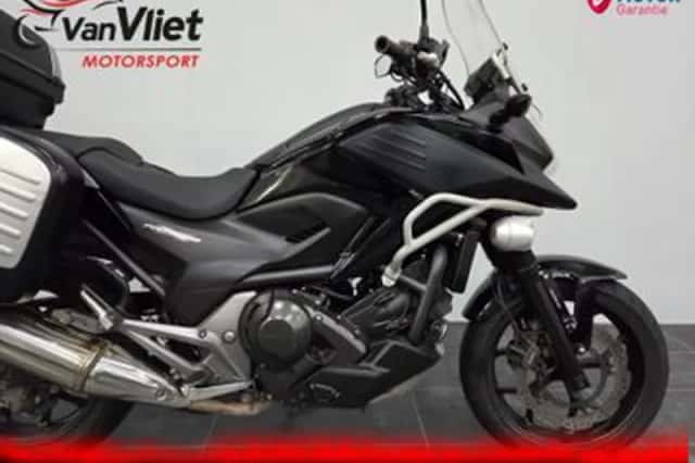 Honda NC750X (2014) thumbnail 3