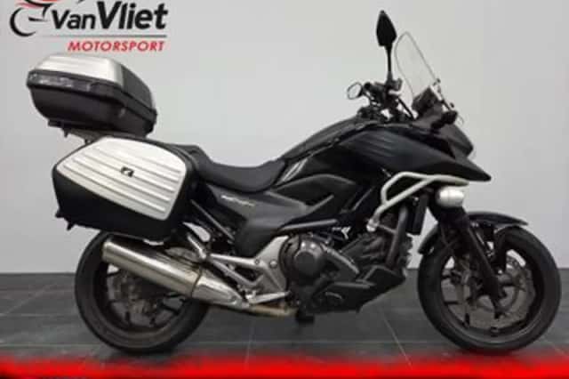 Honda NC750X (2014) thumbnail 5