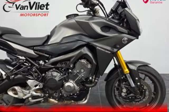 Yamaha Tracer 900 (2015) thumbnail 3