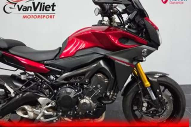Yamaha Tracer 900 (2016) thumbnail 3