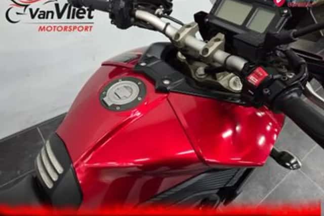 Yamaha Tracer 900 (2016) thumbnail 6