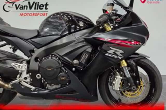 Suzuki GSX-R750 (2013) thumbnail 3