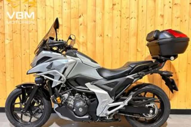 Honda NC750X (2024) thumbnail 4