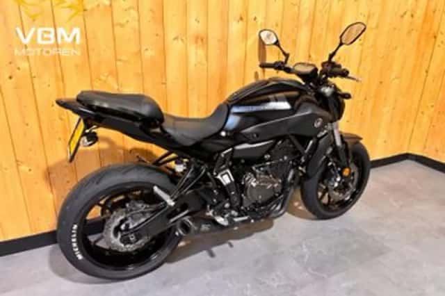 Yamaha MT-07 (2017) thumbnail 3