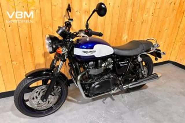Triumph Bonneville (2015) thumbnail 5