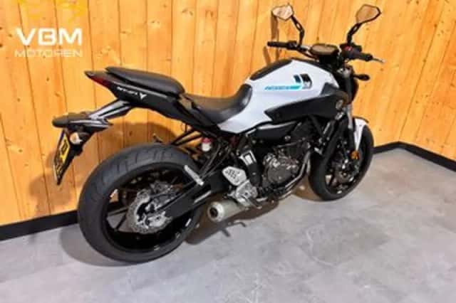 Yamaha MT-07 (2018) thumbnail 3
