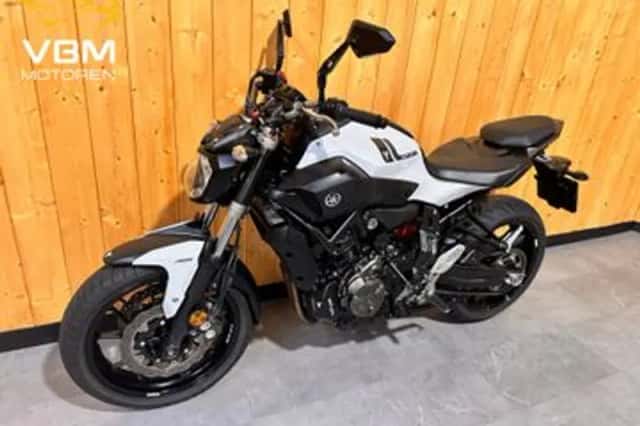 Yamaha MT-07 (2018) thumbnail 5