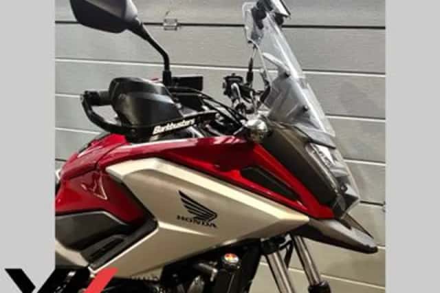 Honda NC750X (2017) thumbnail 2