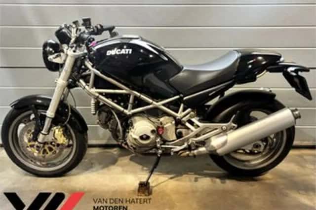 Ducati M 900 I.e. Dark (2002) thumbnail 6