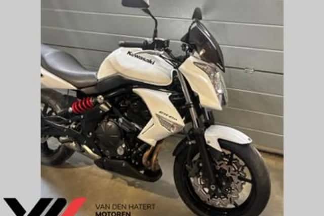 Kawasaki ER-6n (2009) thumbnail 2