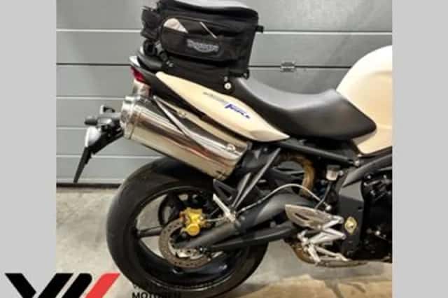 Triumph Street Triple 675 (2010) thumbnail 4