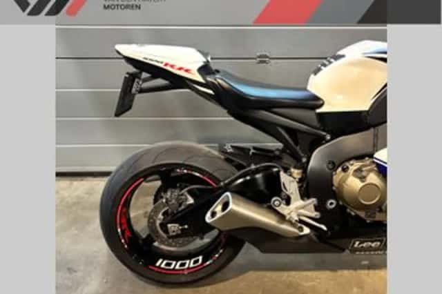 Honda CBR 1000 RR Fireblade (2009) thumbnail 4