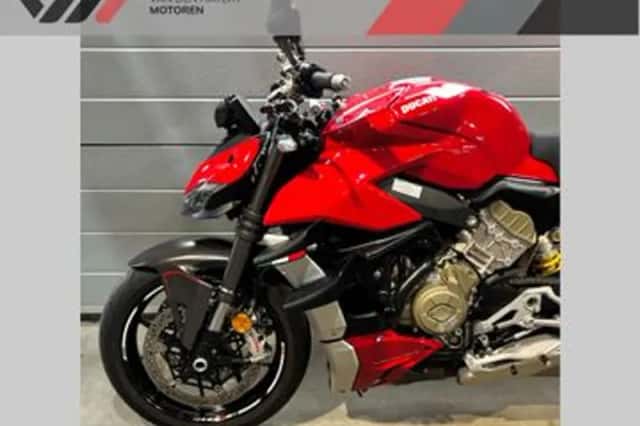 Ducati Streetfighter V4 (2020) thumbnail 6