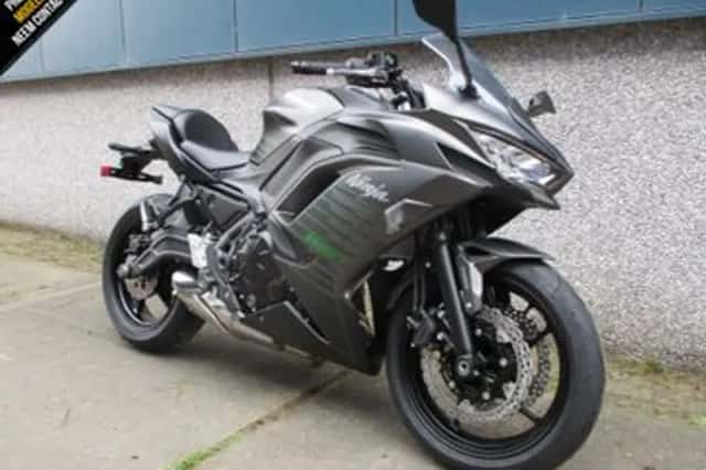 Kawasaki Ninja 650 (2026) thumbnail 2