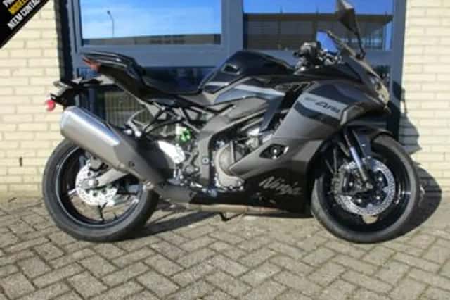Kawasaki Ninja (2026) thumbnail 1