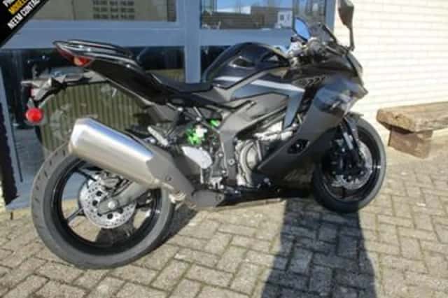 Kawasaki Ninja (2026) thumbnail 3