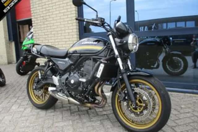Kawasaki Z 650 RS (2025) thumbnail 1