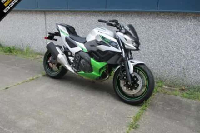 Kawasaki Z7 Hybrid (2026) thumbnail 2