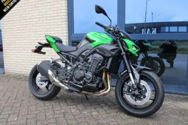 Kawasaki Z900 (2026) thumbnail 2