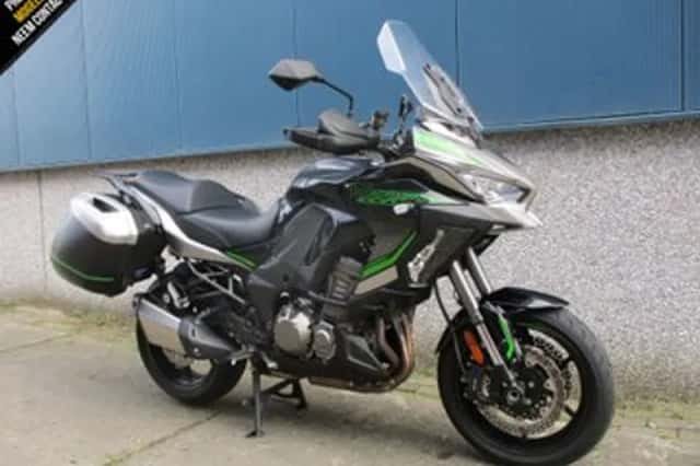 Kawasaki Versys 1000 SE (2024) thumbnail 2