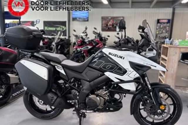 Suzuki V-Strom 1050 (2020) thumbnail 1