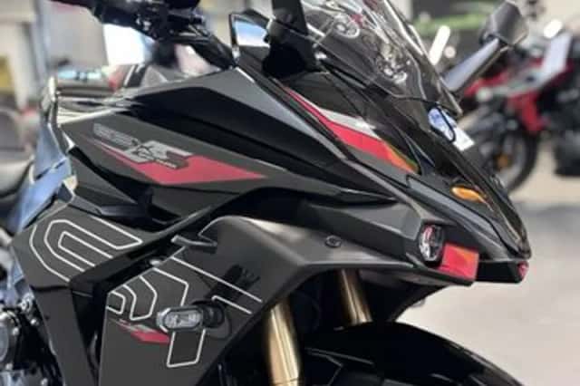 Suzuki GSX-S1000GT (2022) thumbnail 4