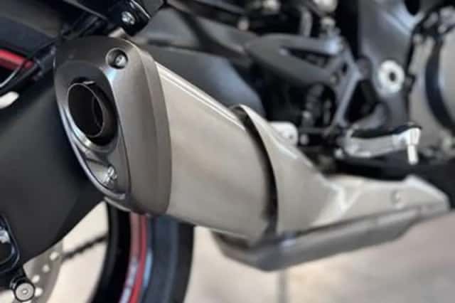 Suzuki GSX-S1000GT (2022) thumbnail 6