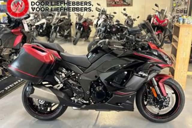 Kawasaki Ninja 1000SX (2023) thumbnail 1