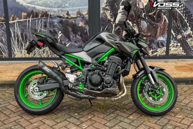 Kawasaki Z900 (2024) thumbnail 1