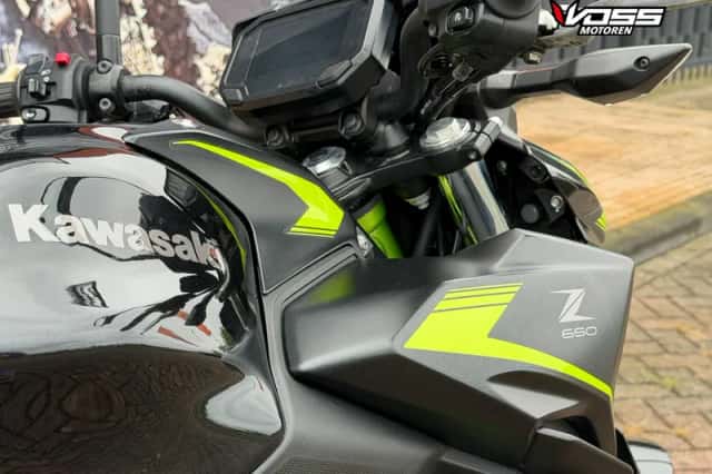 Kawasaki Z650 (2022) thumbnail 4