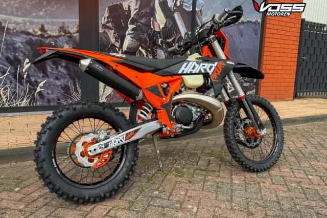 KTM 300 EXC Hardenduro (2027) thumbnail 4