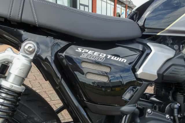 Triumph Speed Twin 900 (2026) thumbnail 4