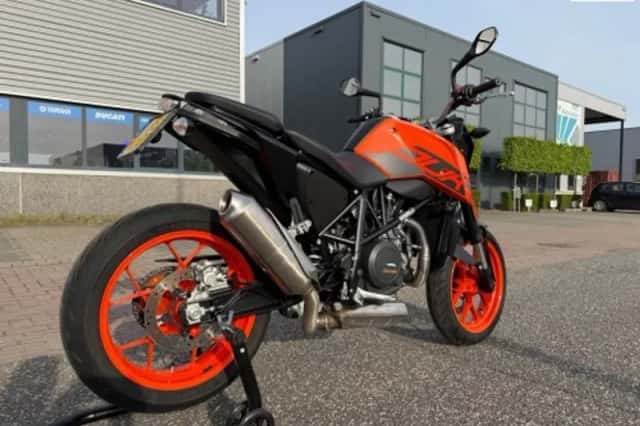KTM 690 Duke (2026) thumbnail 5