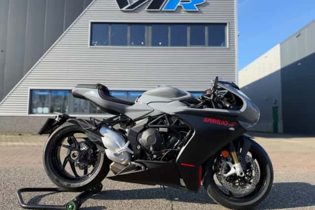 MV Agusta Superveloce (0) thumbnail 2