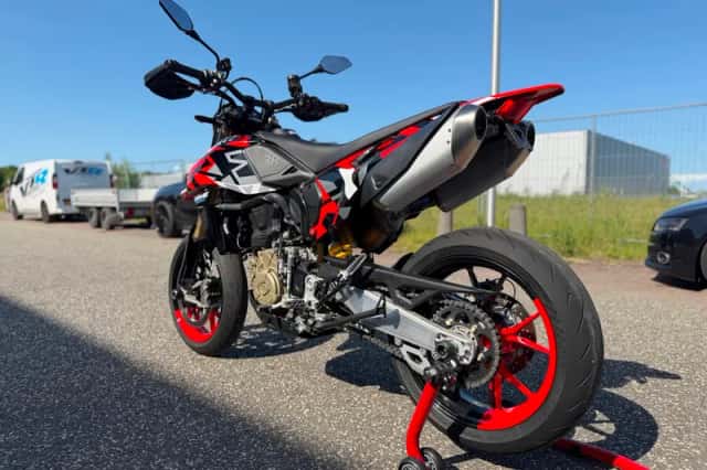 Ducati Hypermotard 698 Mono (0) thumbnail 4